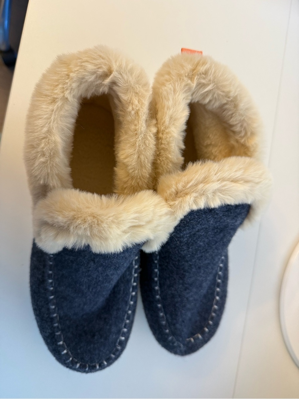 Women’s Moccasin slippers - Picture 3 of 4